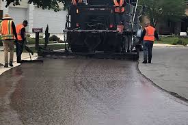 Best Driveway Crack Filling  in Blue Hills, CT